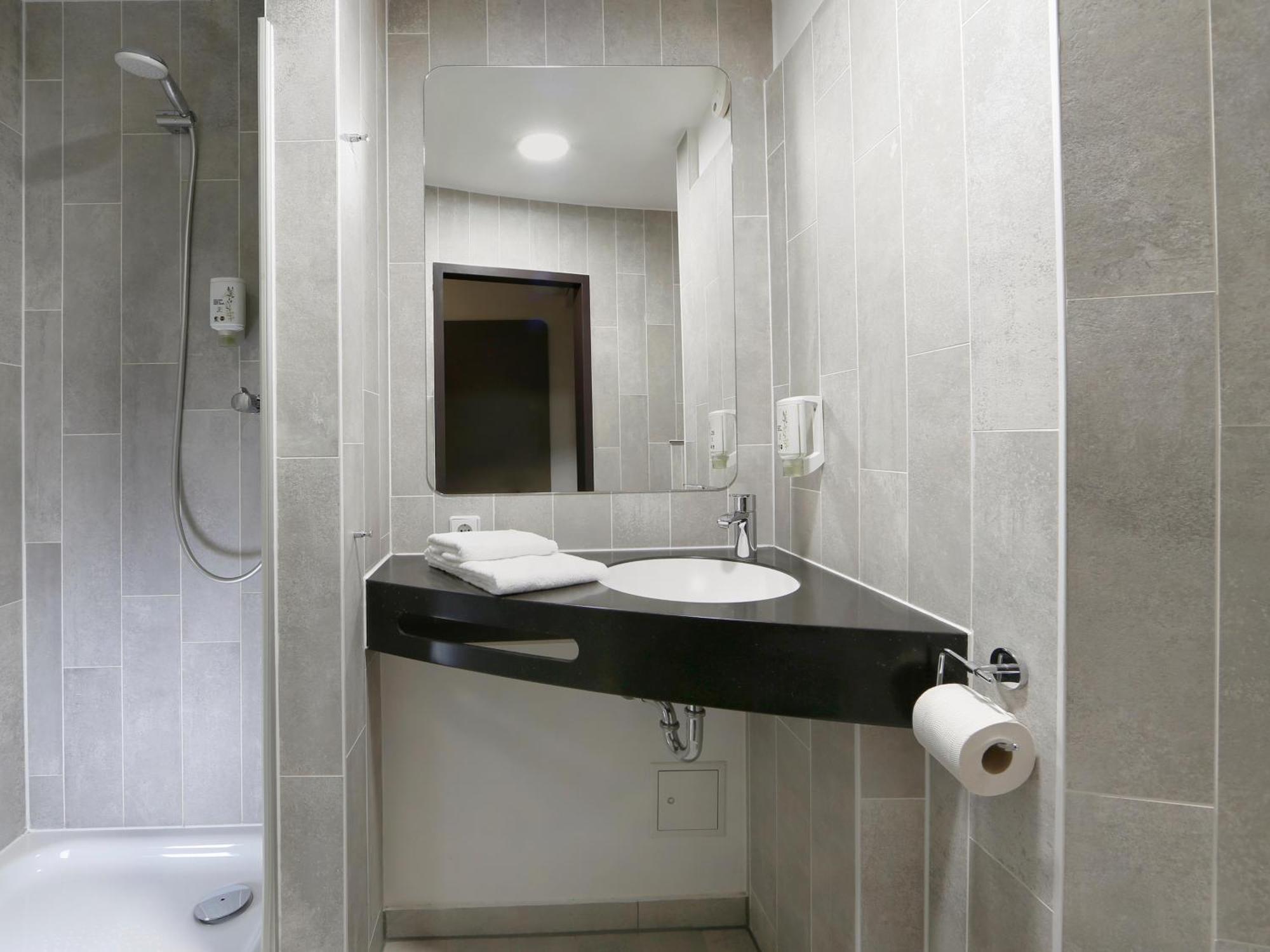 B&B Hotel Berlin-Dreilinden Kleinmachnow Ngoại thất bức ảnh